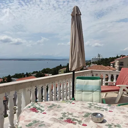 Panorama View Close Sandy Beach 100M To Talasoterapija, Apartment Crikvenica