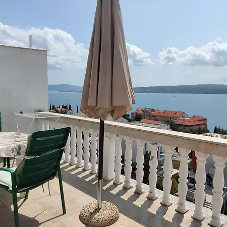 Panorama View Close Sandy Beach 100M To Talasoterapija, Apartment Crikvenica